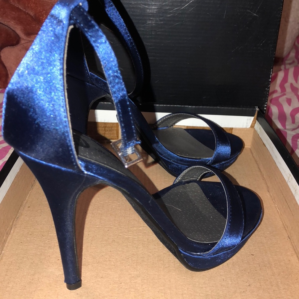 Open toe stiletto